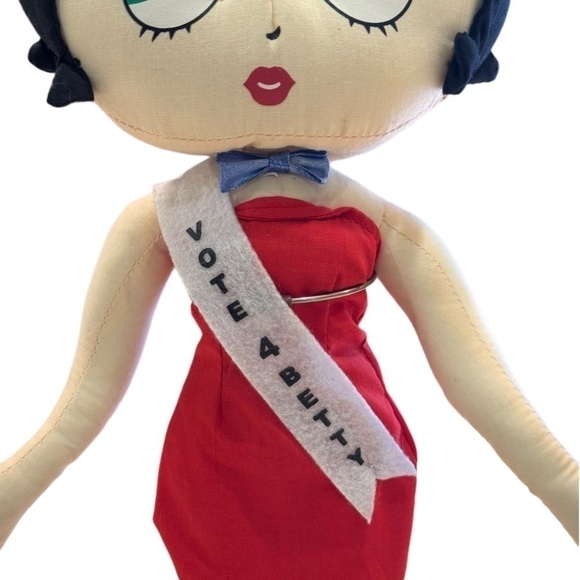 Vintage Betty Boop Vote 4 Betty Patriotic Doll - Picture 5 of 7
